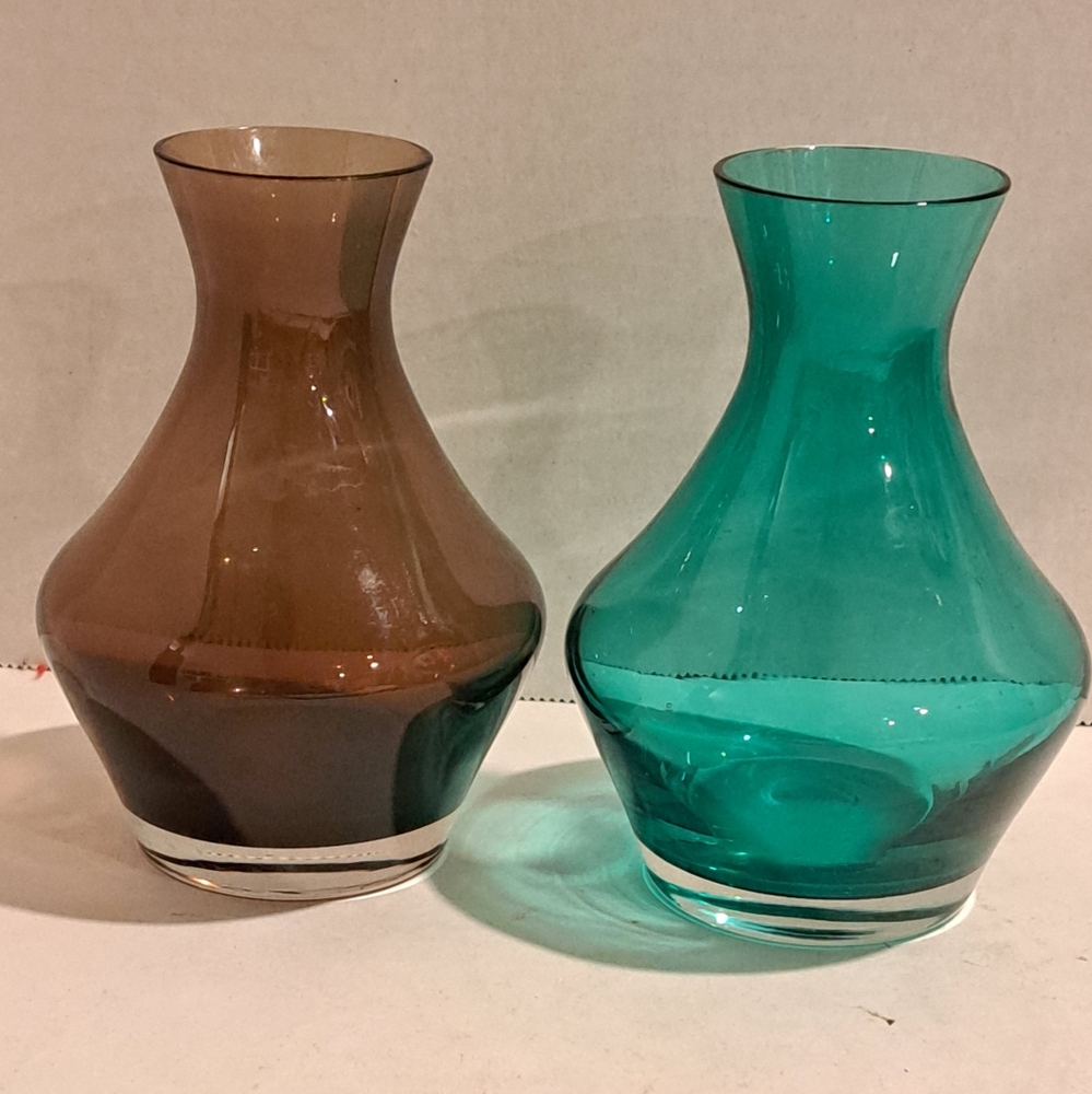 Two vintage brown and green glass small vases.